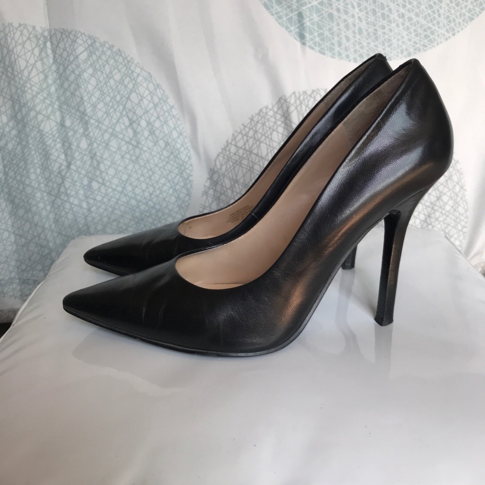 Guess black leather heels
